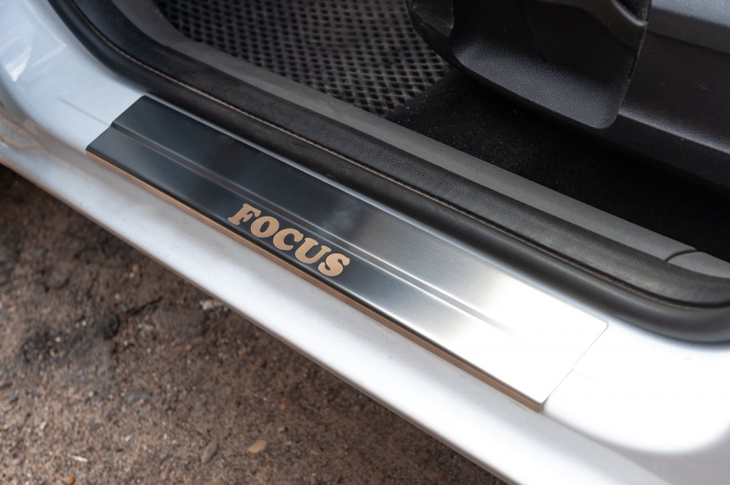 Stainless Steel Door Sill Protectors (Carmos, 4 pcs) for Ford Focus II 2008-2011 - image 1