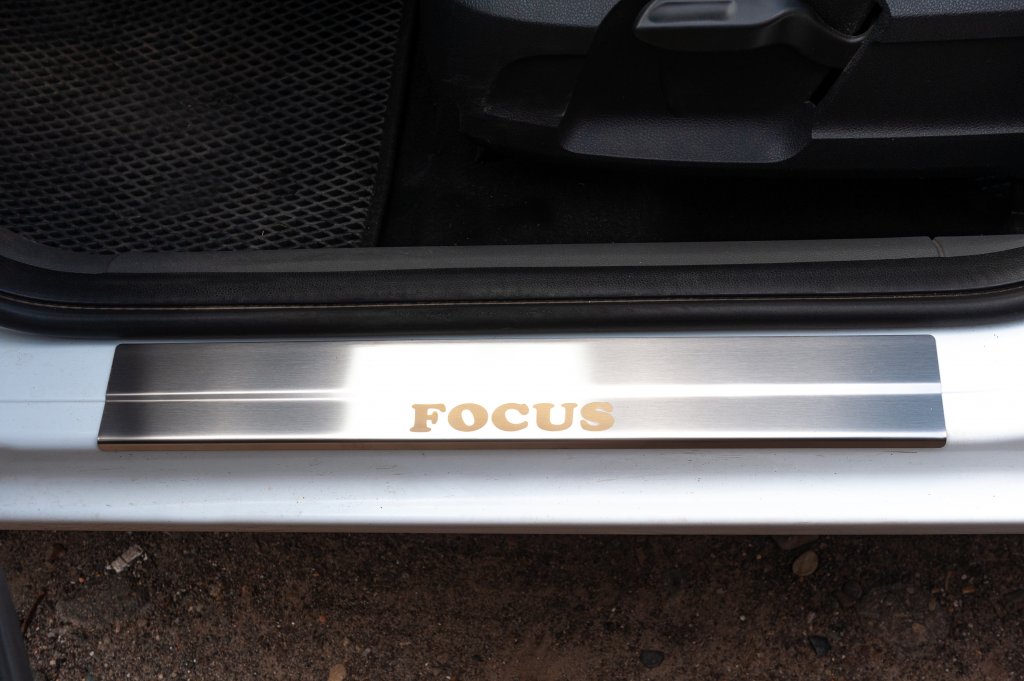 Stainless Steel Door Sill Protectors (Carmos, 4 pcs) for Ford Focus II 2005-2008 - image 2