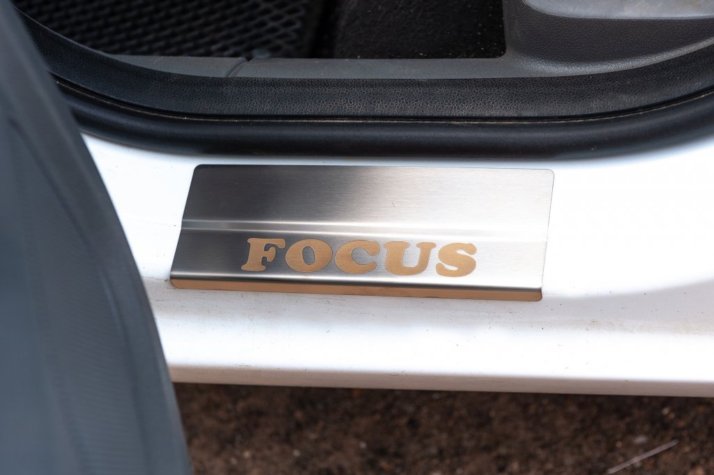 Stainless Steel Door Sill Protectors (Carmos, 4 pcs) for Ford Focus II 2005-2008 - image 4