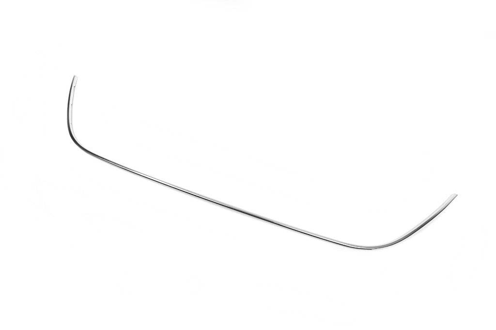 Dribbling on the grill (stainless steel). for Hyundai I-20 2012-2014 - Reelken Auto