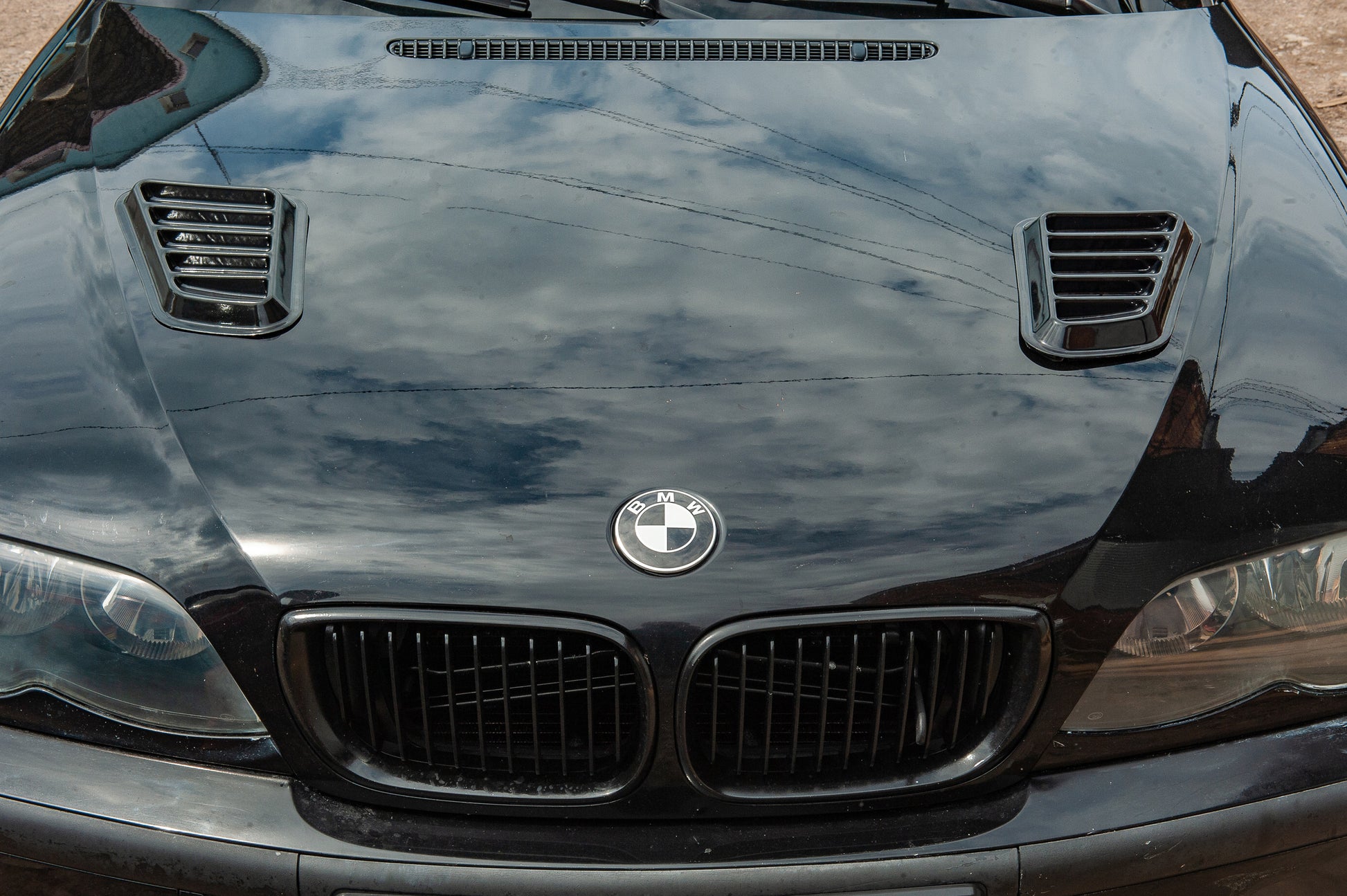 Universal DPT hood trims (2 pcs, gloss black) - image 14