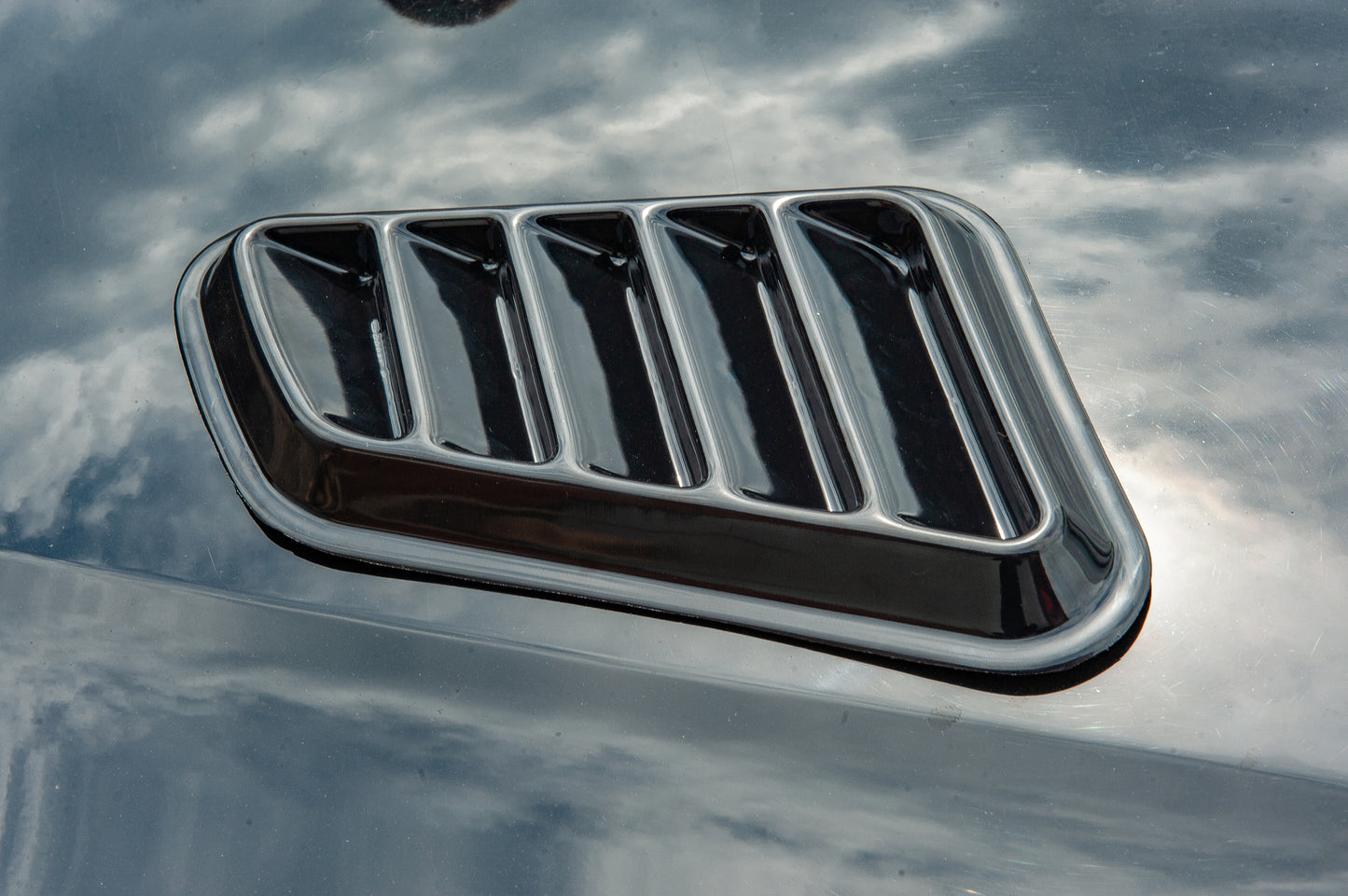 Universal DPT hood trims (2 pcs, gloss black) - image 18