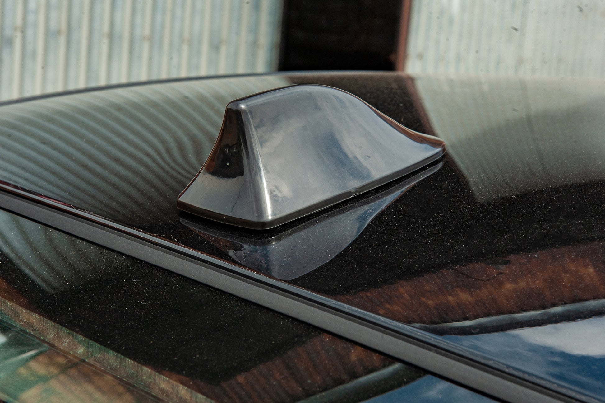 Shark Fin Antenna (black, ABS) - image 3