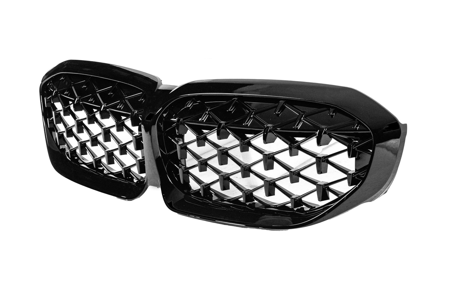 Diamond Black Kidney Grilles (2018-2022, black surround) for BMW 3 Series G20/G21 2018- - image 7