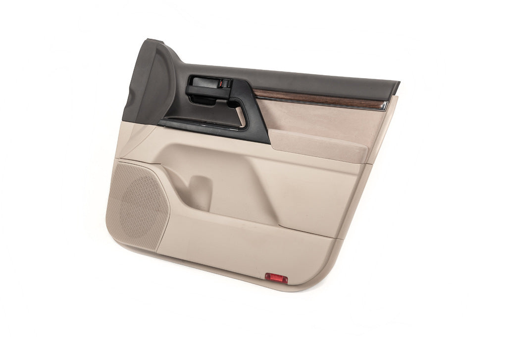 A set of restyling door trims (4 pcs.) for Toyota Land Cruiser 200 - image 5