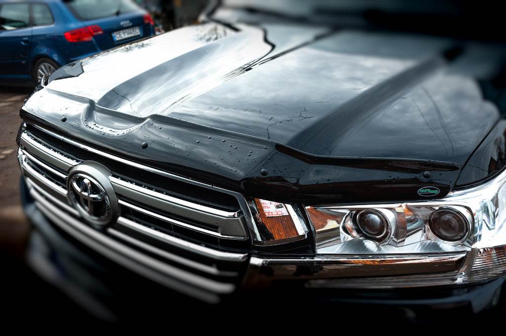 The hood deflector 2015+ (EuroCap) for Toyota Land Cruiser 200 - Reelken Auto
