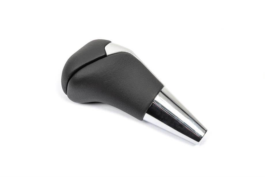 Gear shift knob (Black leather + gray color) for Toyota Land Cruiser Prado 150 - Reelken Auto