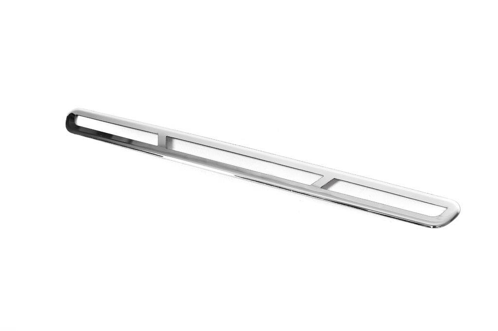 Pad on the upper reflector (2 pieces, stainless steel) for Volkswagen T6 - Reelken Auto