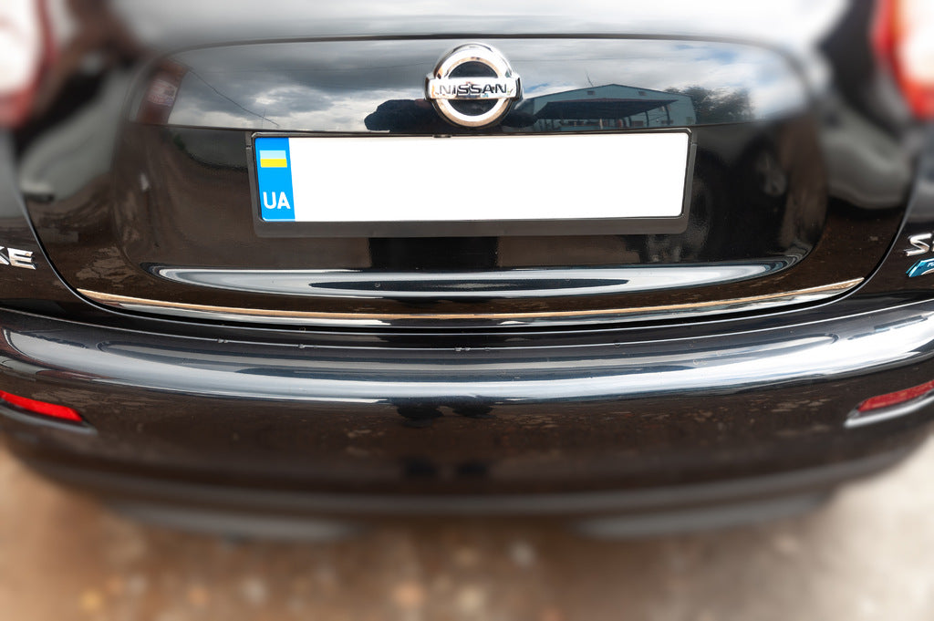 The edge of the trunk (stainless) for Nissan Juke 2010-2019 - image 3