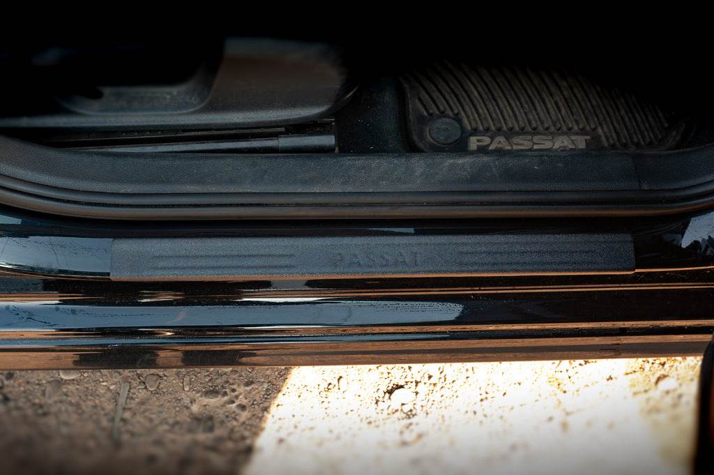 DDU sill plates (4 pcs., plastic) for Volkswagen Passat B7 2012-2015 - Reelken Auto