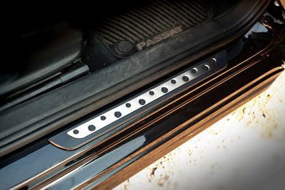 Door sill protectors (Dotline, 4 pcs, stainless steel) for Volkswagen Passat B7 2012-2015 - image 1