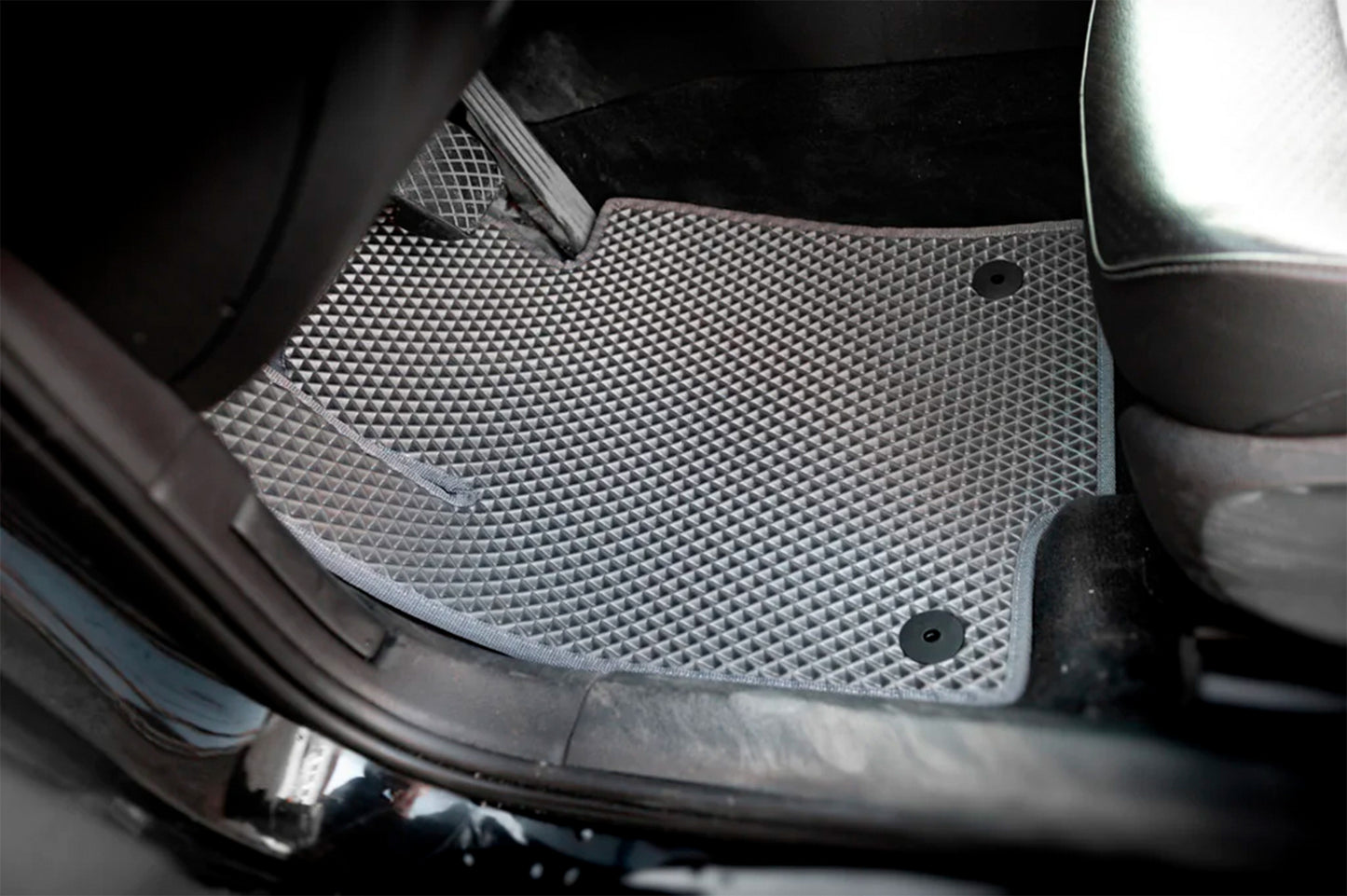 EVA Floor Mats (EU, Grey) for Volkswagen Passat B8 2015-2023 - image 4