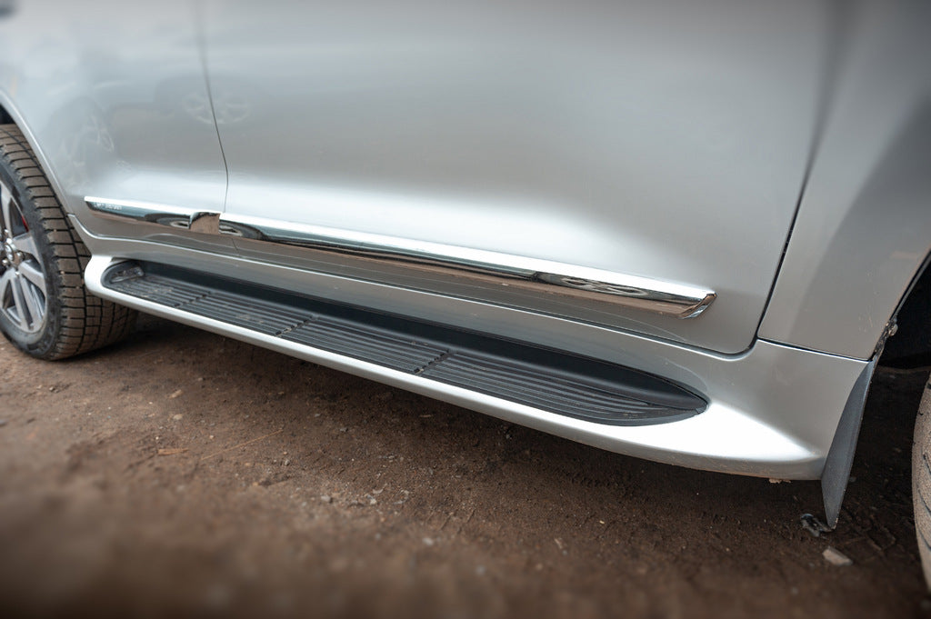 Side steps with LED (design 2015-2020) for Toyota Land Cruiser 200 2007-2021 - image 2