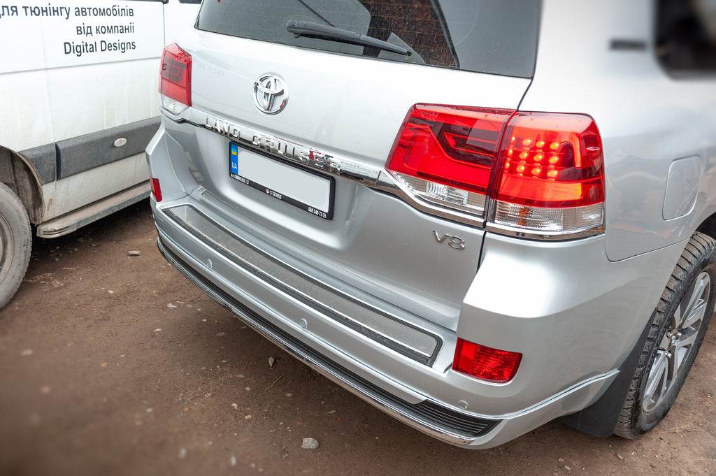 Rear dimensions 2016+ (standard) for Toyota Land Cruiser 200 - Reelken Auto