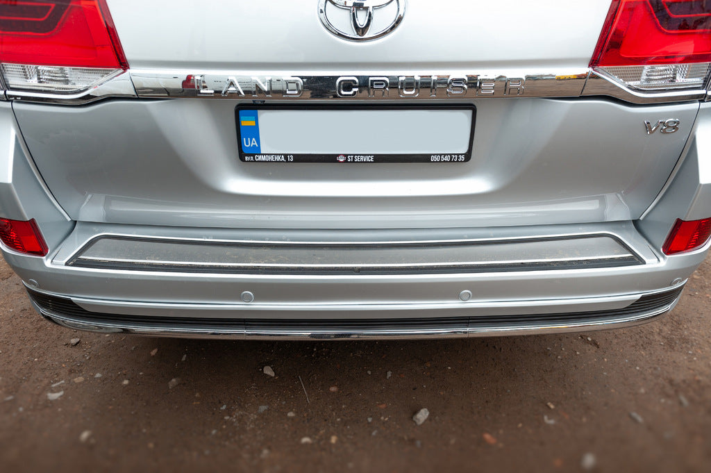 Rear bumper insert 2016+ (ABS+ stainless steel) for Toyota Land Cruiser 200 2007-2021 - image 3