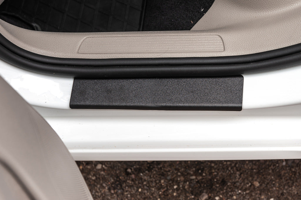 ABS Door Sill Protectors DDU (4 pcs, plastic) for Volkswagen Golf 7/E-Golf 2012-2020 - image 4