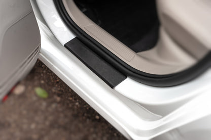 ABS Door Sill Protectors DDU (4 pcs, plastic) for Volkswagen Golf 7/E-Golf 2012-2020 - image 3