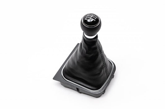 Gear shift knob with boot (6-speed) for Volkswagen Jetta 2006-2011 - image 1
