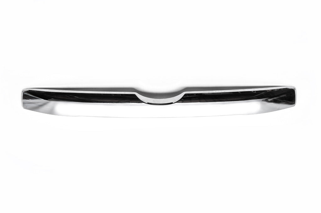 Chrome trim above license plate (Design 2018) for Toyota Land Cruiser Prado 150 2009-2023 - image 6