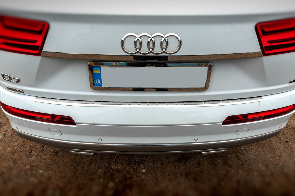 Chrome bar above the number (stainless) for Audi Q7 2015- - Reelken Auto