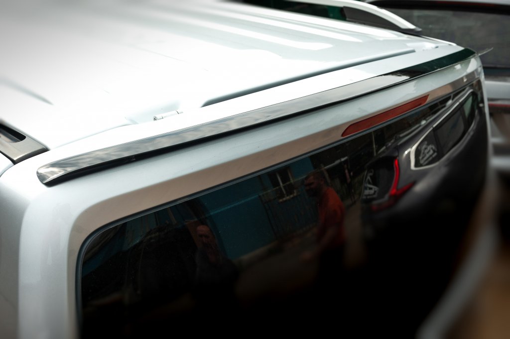 Rear Window Visor (ABS) for Volkswagen T5 Caravelle 2004-2010 - image 5