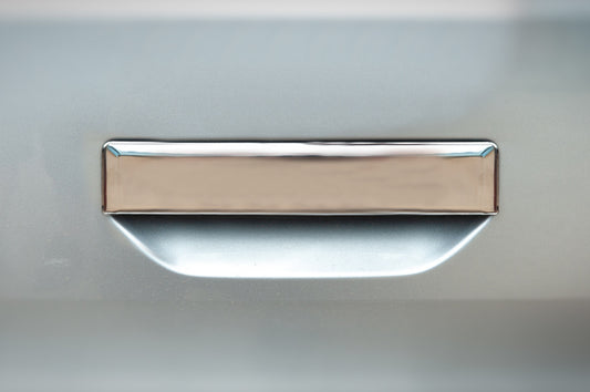 Rear door handle cover (stainless steel) for Volkswagen T6 2015-2024 - image 2