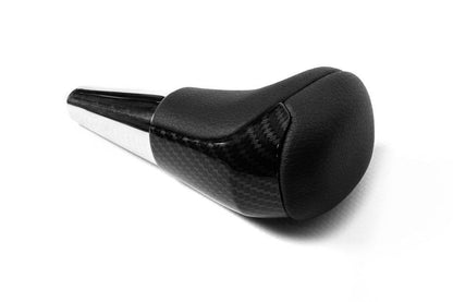 Gear shift knob (Black leather + carbon) for Toyota Land Cruiser 200 - Reelken Auto