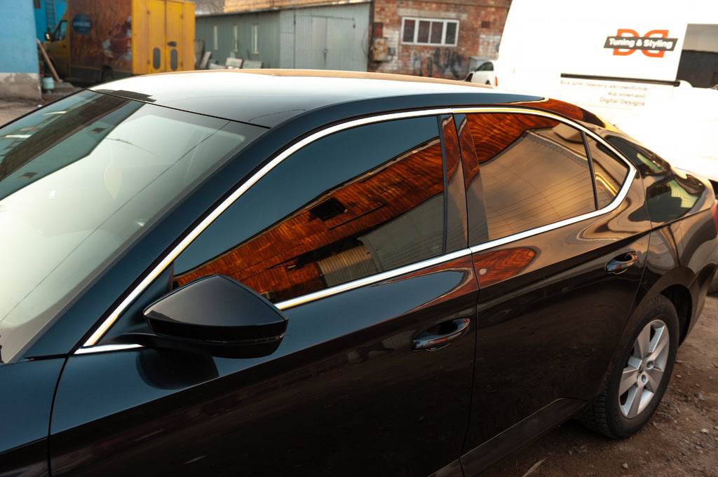 Complete edging of windows (stainless steel) for Skoda Superb 2015-2024 - Reelken Auto