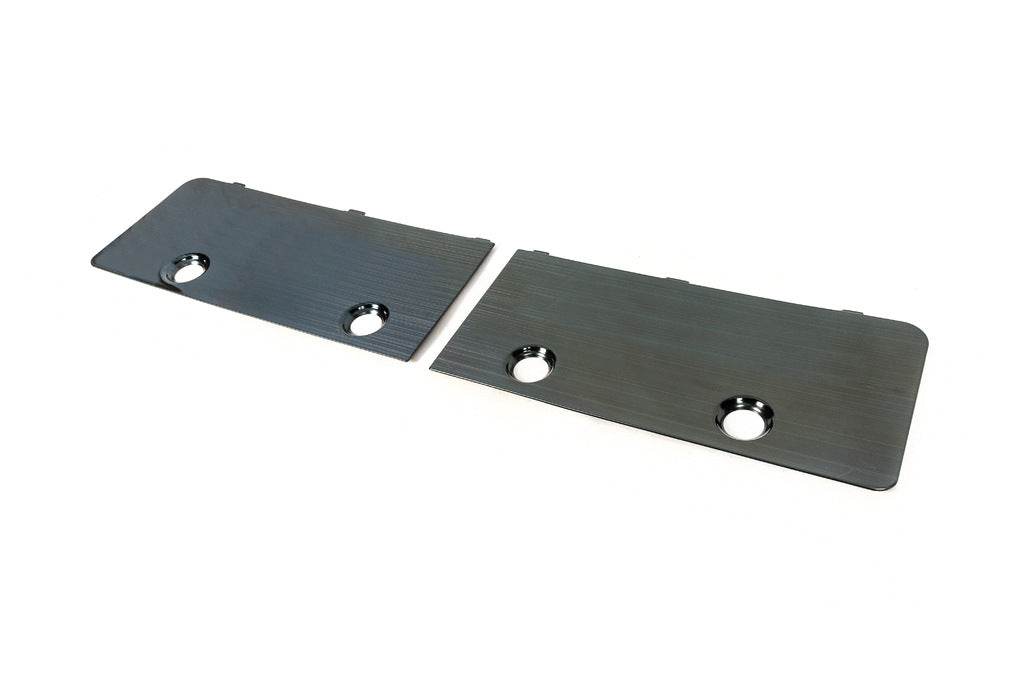 Inserts on the trunk lid (2 pcs, aluminum) for Toyota Land Cruiser 200 - Reelken Auto