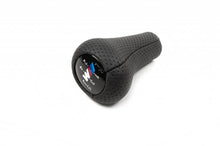 Gear knob V2-5st (leatherette, black smooth) for BMW 5 series E-34 1988-1995 - Reelken Auto