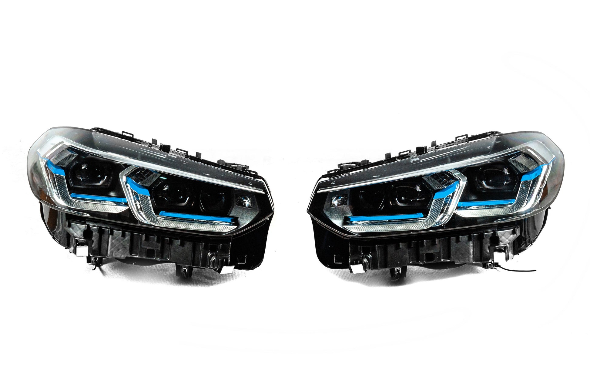 Front headlights facelift (bumper replacement required) for BMW X3 G01 2018- - image 1