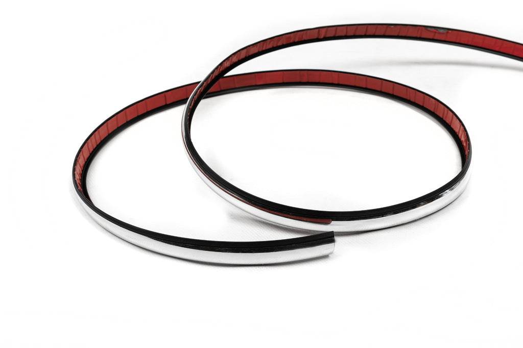 Black molding with chrome strip per meter sal122 (1 meter, 19 mm) - Reelken Auto