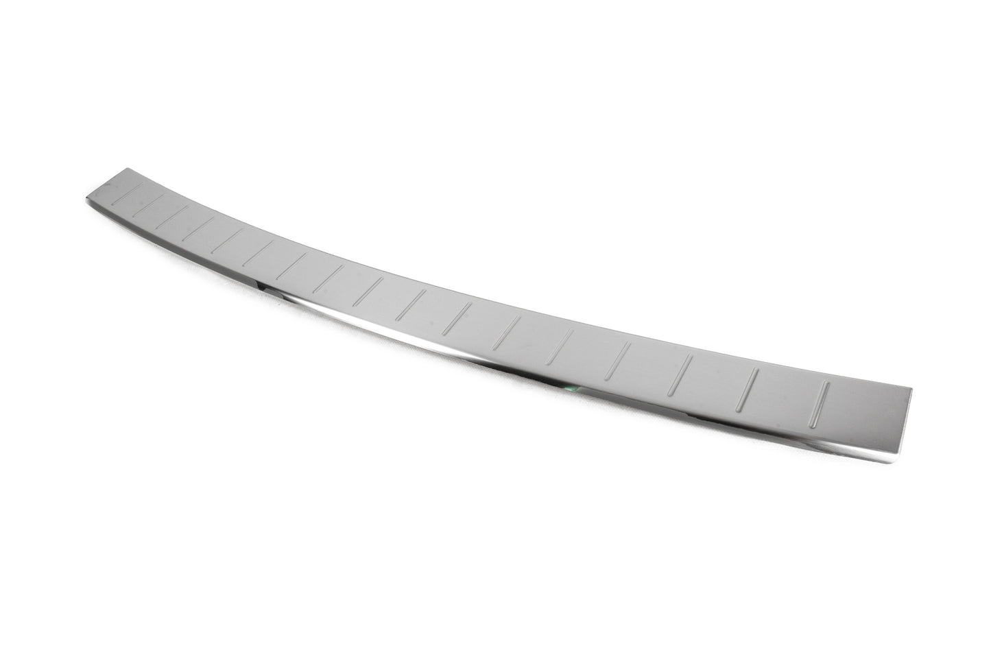 Stainless Steel Rear Bumper Protector for Volvo XC60 2017- - image 3