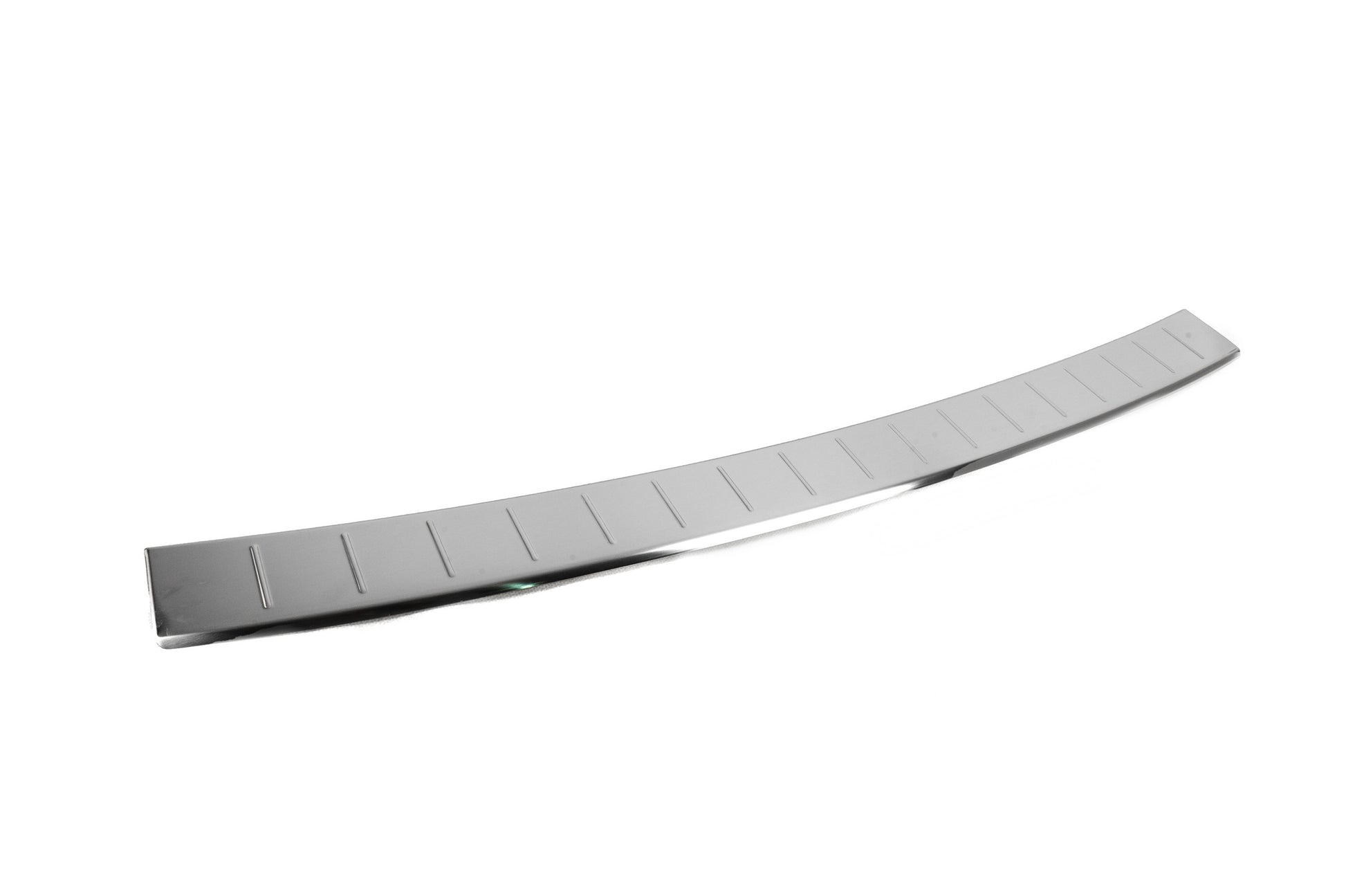 Stainless Steel Rear Bumper Protector for Volvo XC60 2017- - image 4