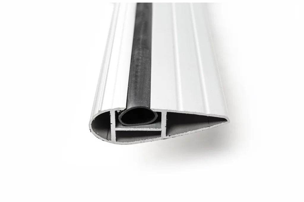 Cross the trunk on top of the rails integrated under the key (2 PCs) for Lexus GX460 - Reelken Auto