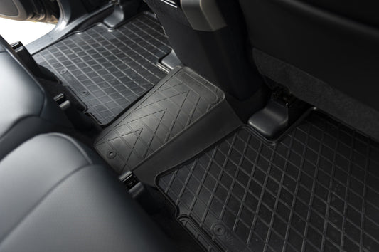 Rear Tunnel Rubber Mat (Stingray Premium) for Toyota Land Cruiser Prado 150 2009-2023 - image 2