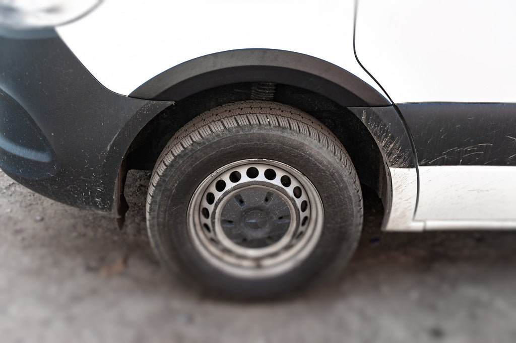 Fender flares (4 pcs, black) for Mercedes Sprinter W907/W910 2018- - image 2