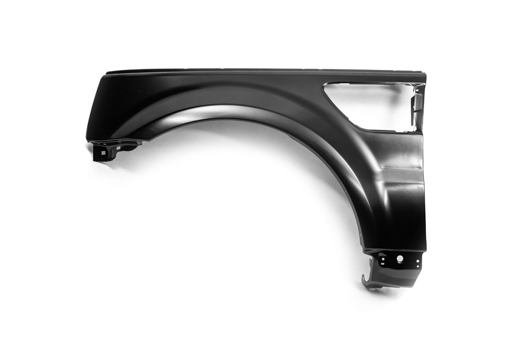 Fender (1 pc, left) for Range Rover Sport 2005-2013 - image 1