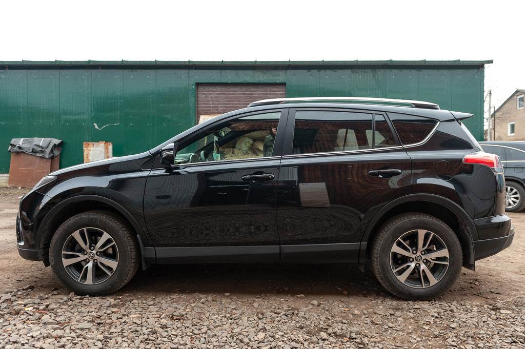 Rails under the original for Toyota Rav 4 2013-2018 - Reelken Auto