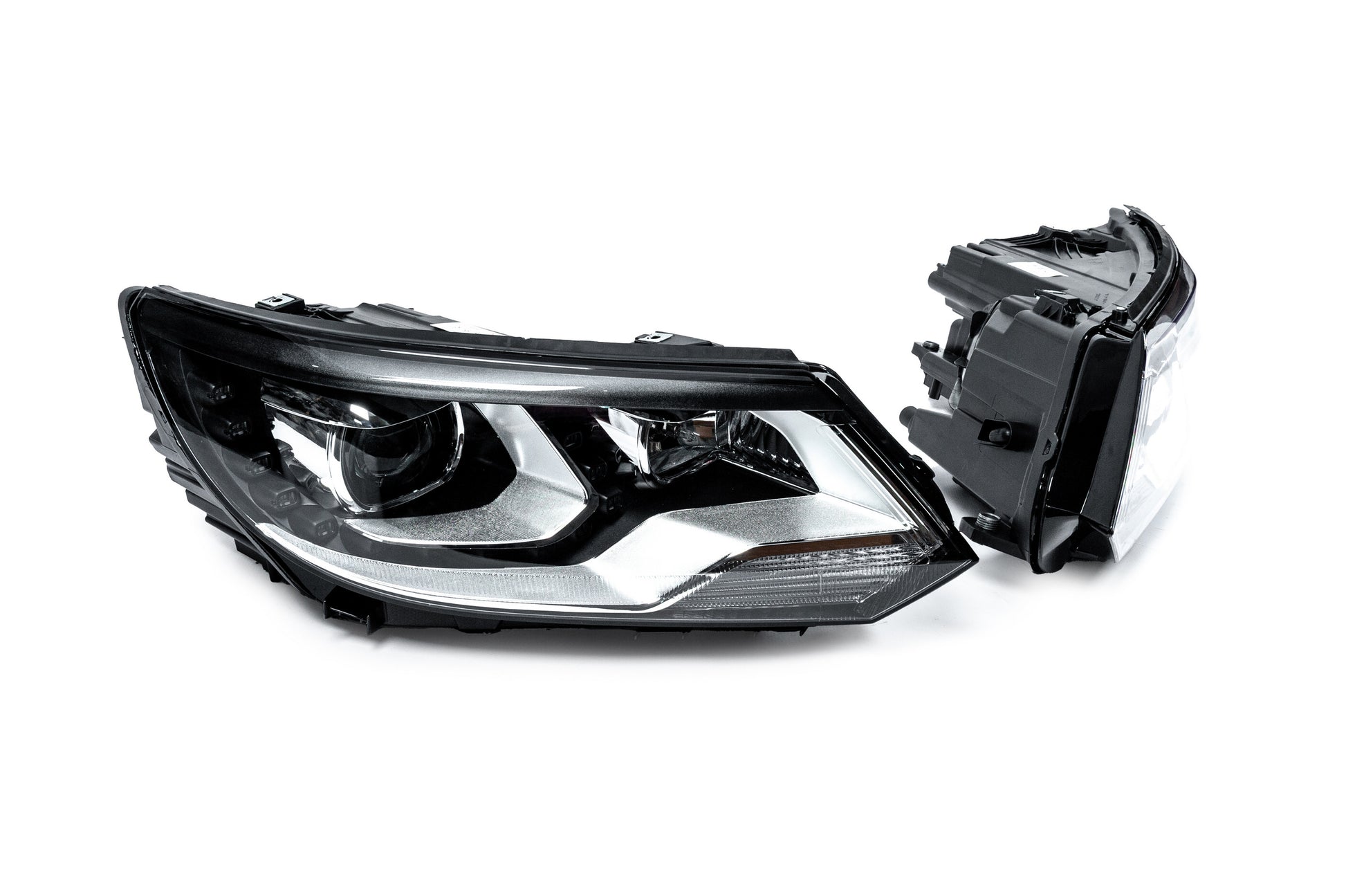 Front Headlights (2010-2016, 2 pcs) for Volkswagen Tiguan 2007-2016 - image 4