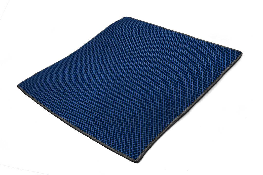 Trunk mat (EVA, blue) SW for Volkswagen Passat B8 2015-2023 - Reelken Auto