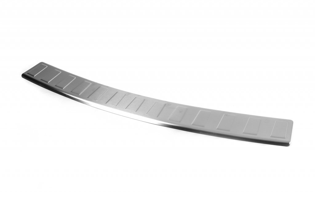 Rear Bumper Protector OmsaLine Stainless Steel for Chevrolet Trax 2012-2023 - image 5