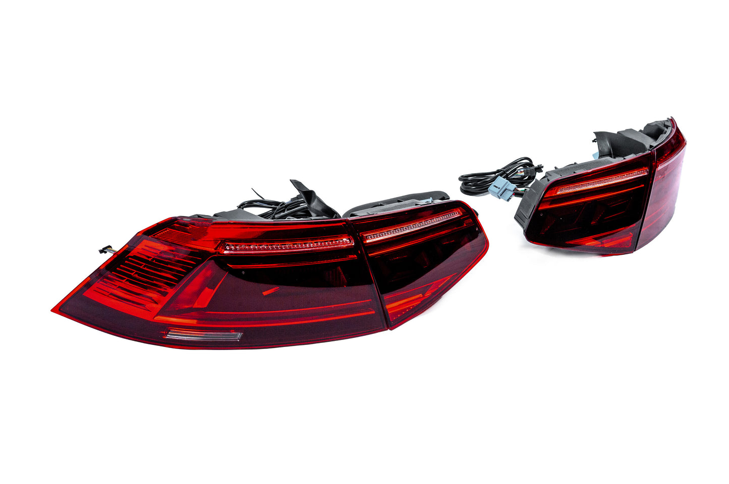 Rear LED Tail Lights Design 2019+ (SD, for 2014-2018, 2 pcs) for Volkswagen Passat B8 2015-2023 - image 4