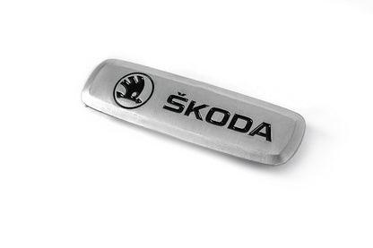 Aluminum nameplate for mats (1pc) for Skoda - image 1