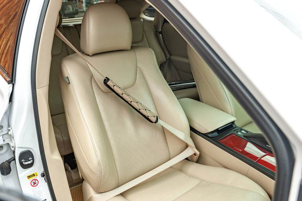 ECO seat belt cover (2 pcs, Beige with black thread) - Reelken Auto