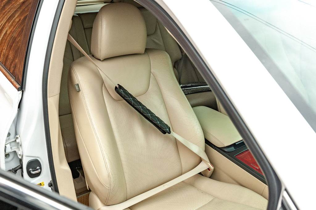 ECO seat belt cover (2 pcs, Black with gray thread) - Reelken Auto