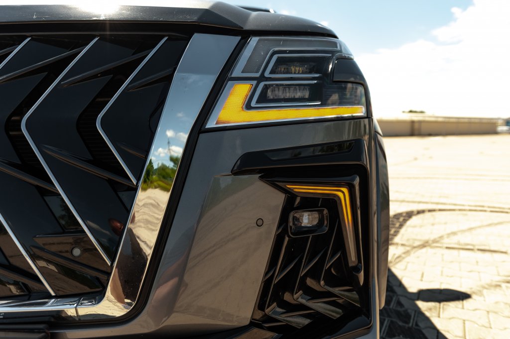 Body Kit Set (Black Hawk Edition) for Nissan Armada 2016-2024 - image 34