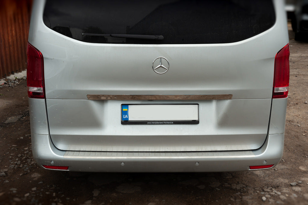 Wide stainless steel tailgate trim above license plate for Mercedes Vito/V-class W447 2014- - image 4