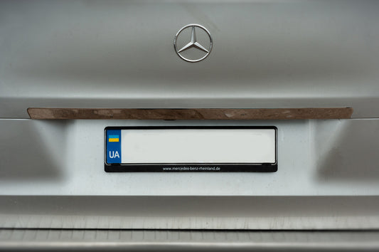 Wide stainless steel tailgate trim above license plate for Mercedes Vito/V-class W447 2014- - image 1