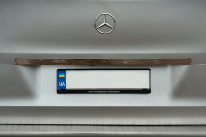 Wide stainless steel tailgate trim above license plate for Mercedes Vito/V-class W447 2014- - image 1